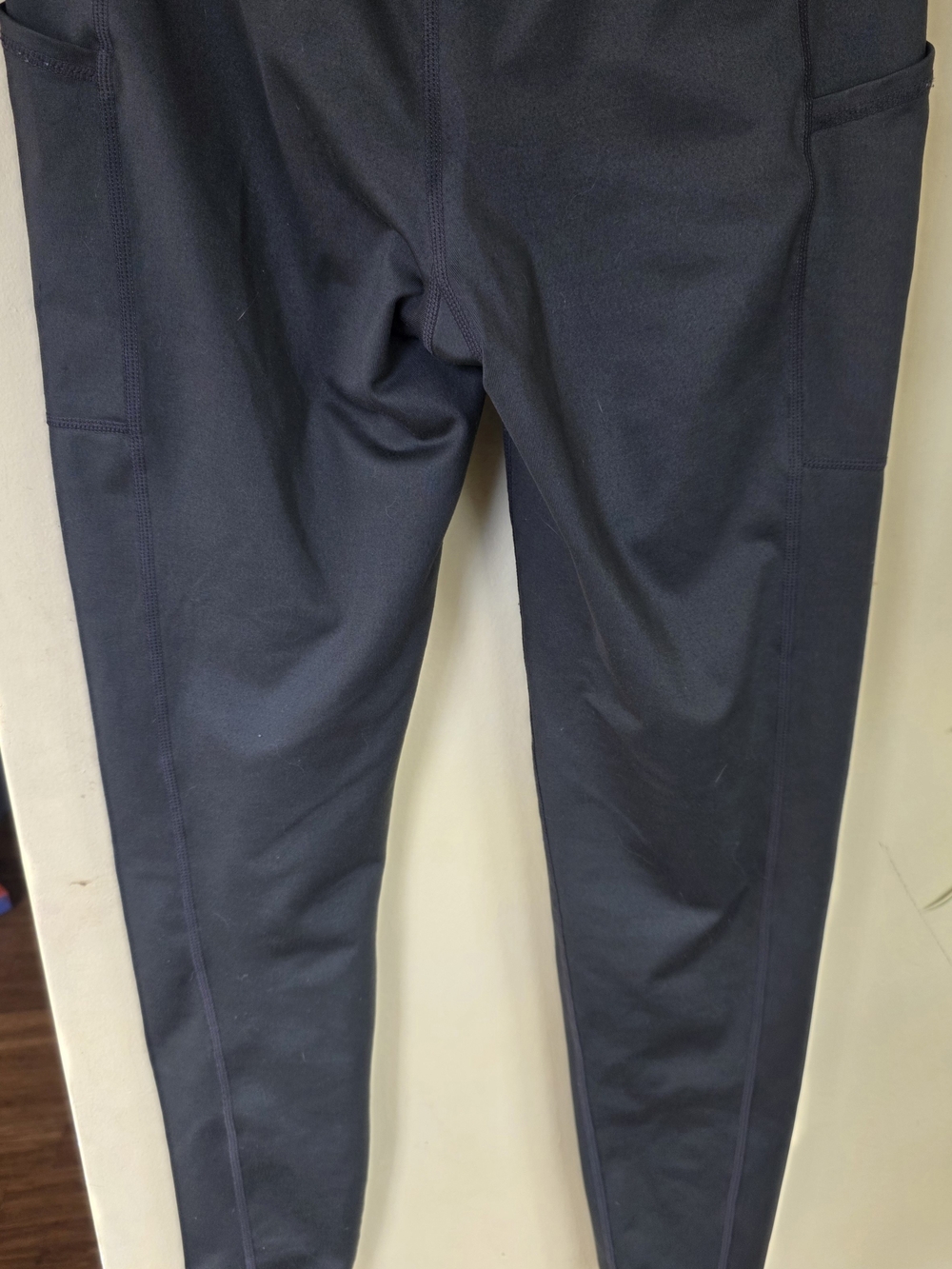 Greeen Athletic Ideology Legging Size Small - Picture 2 of 5